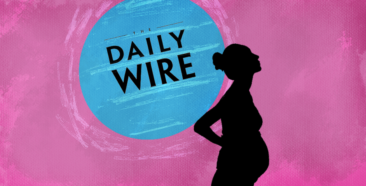 One year after Dobbs, right-wing media are attacking surrogacy as a "morally horrific practice" - Vimarsana News