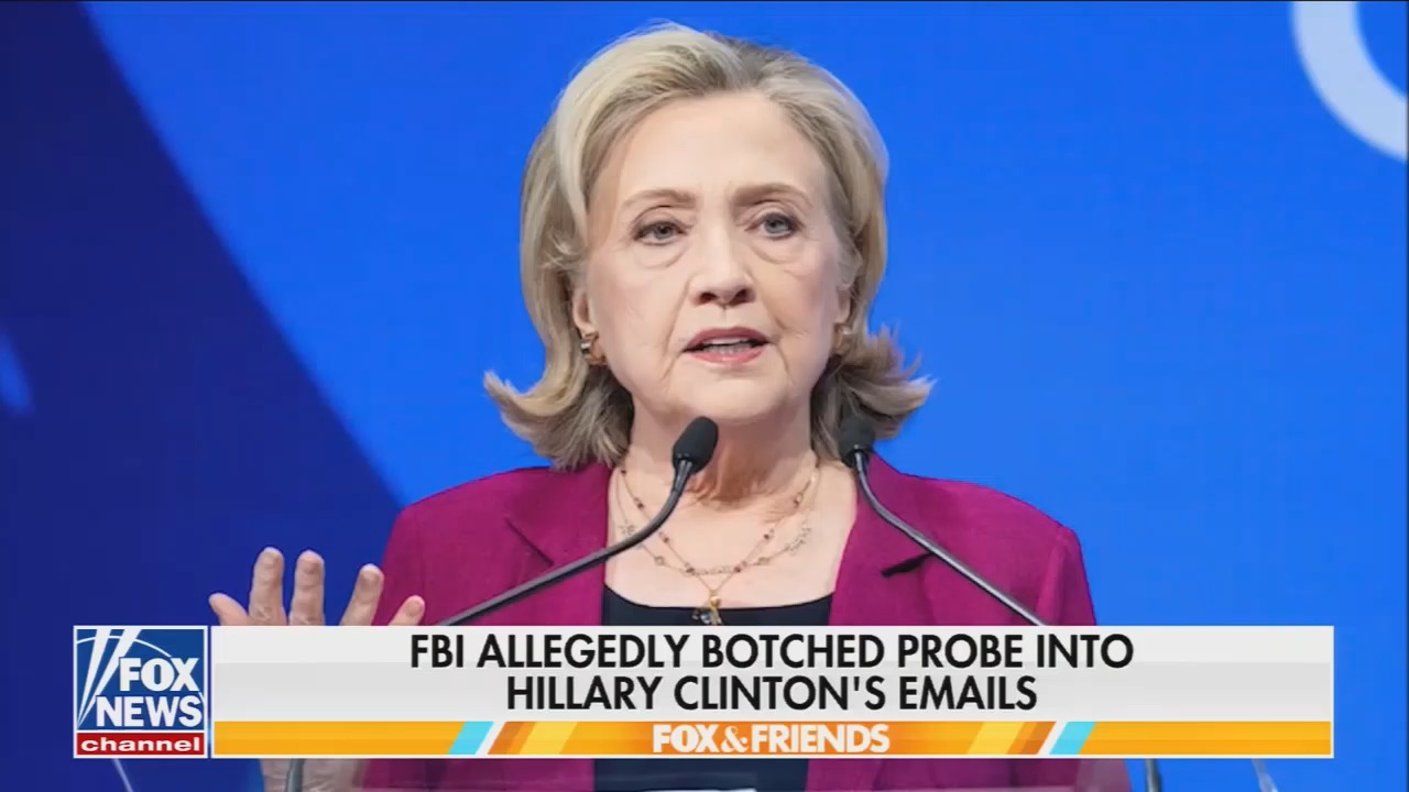 Picture of Hillary Clinton giving a speech 