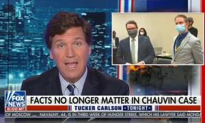 Tucker Carlson accuses the media of “lynching” Derek Chauvin