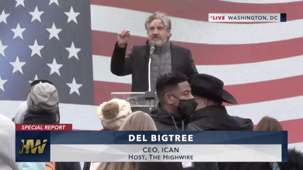 Del Bigtree speaks at anti-vaccine rally